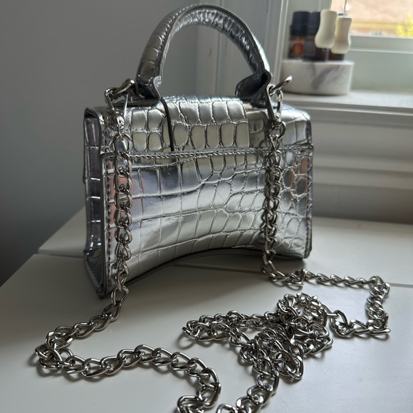 Silver Purse - Picture 4 of 6